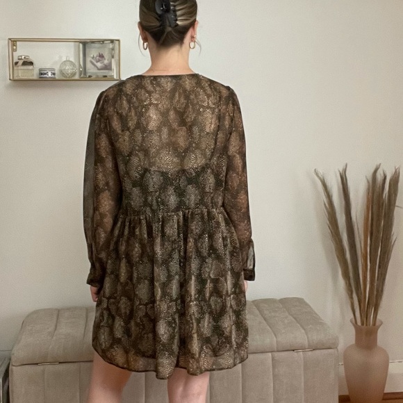 Zara Babydoll Dress - Picture 2 of 11